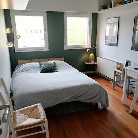Homestay Aux Arcades Du Lac